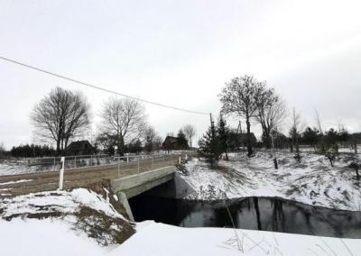 Kojeliškių melioracijos statinių naudotojų asociacija, įgyvendinusi projektą, rekonstravo tiltą per Juodupės upelį, kuris buvo avarinės būklės.