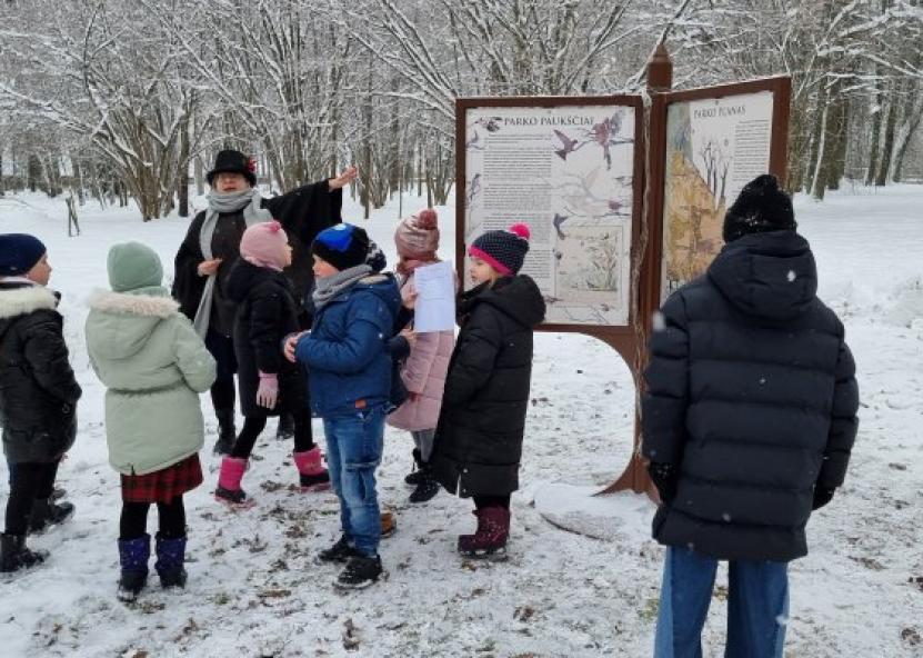 Moksleiviai Rokiškio muziejuje. Rokiškio sirenos nuotr.