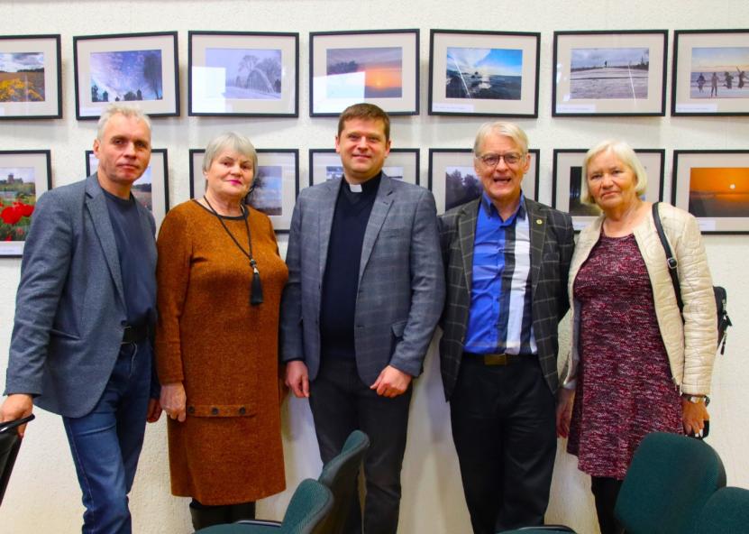Fotoklubo Myliu Tėviškę nariai surengė jau ne vieną parodą.