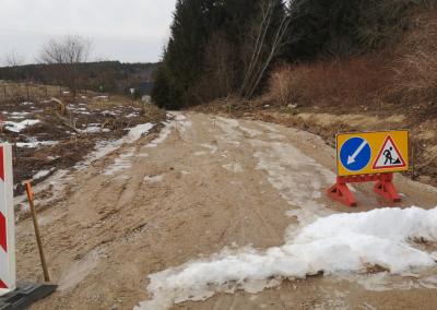 Kol kas Elmos gatvės rekonstrukcijos darbai yra sustoję.