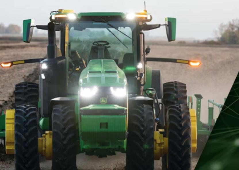 „John Deere“ išleido traktoriams ir žemės dirbimo padargams skirtus autonominio valdymo paketus. 