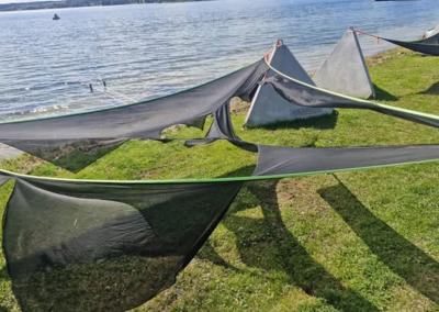 Suplėšyti Vievio hamakai. Elektrėnų kronika nuotr.