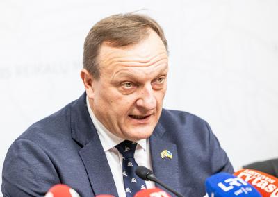 Vladislav Kondratovič.