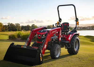 Mahindra OJA 2126 HST.