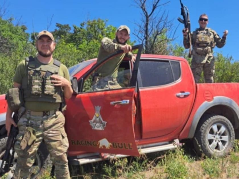 Associated photo (1)