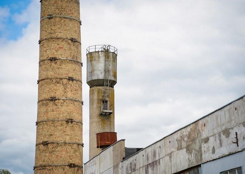 Dėl užšalusio vandentiekio gyventojams teko keisti kasdienius įpročius ir vandenį neštis iš šulinių ar parduotuvių. Jūsų Panevėžys nuotr. 