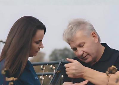 Prieš 25-erius metus a.a. Z. Akramavičiaus pasėta idėja šiandien išaugo į tvirtą ir klestintį „Lašų duonos“ medį, kurį toliau puoselėja dukra I. Aukštuolienė ir jos vyras.