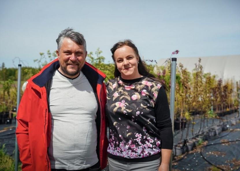 Raguvoje įsikūrusį medelyną „Augalų paletė“ Renata ir Edgaras Černeckai puoselėja kartu. Jūsų Panevėžys nuotr. 