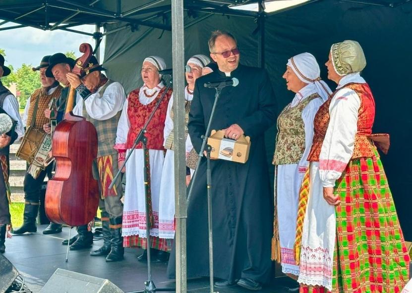 Kraštiečių šventė Upytėje subūrė vietos gyventojus ir iš svetur grįžusius upytiečius. Jūsų Panevėžys nuotr. 