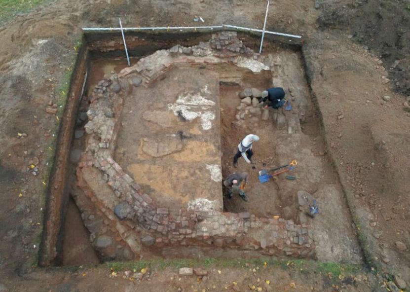 Archeologinių kasinėjimų vieta. 